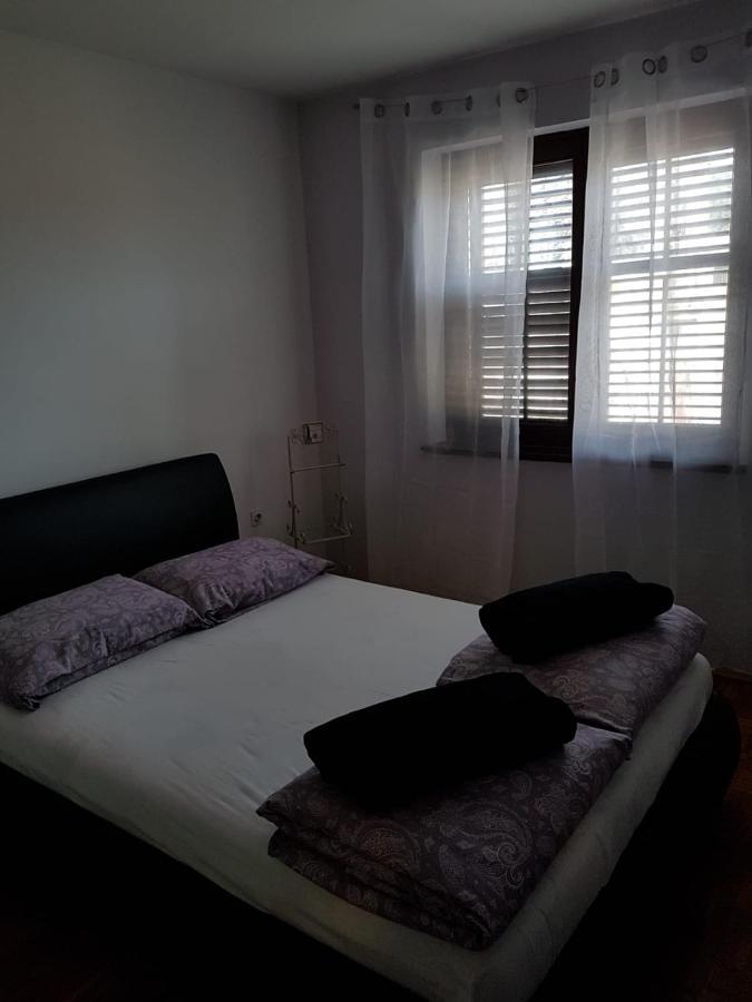 Apartment Noa Pula Exterior photo